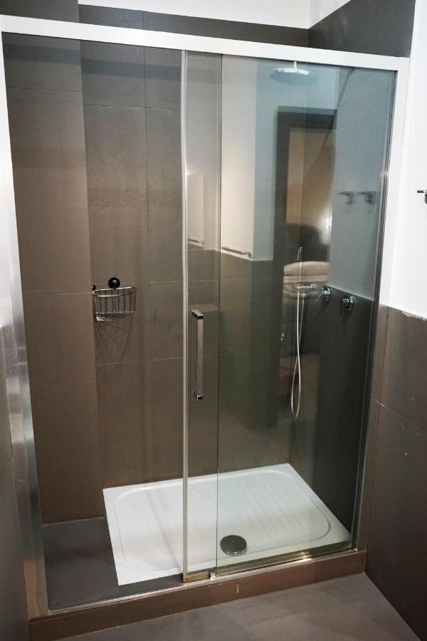 Re Di Smirne By Apulia Accommodation Bari Ngoại thất bức ảnh