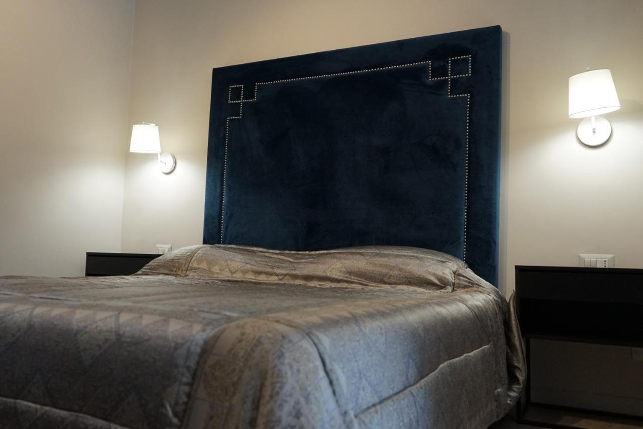Re Di Smirne By Apulia Accommodation Bari Ngoại thất bức ảnh