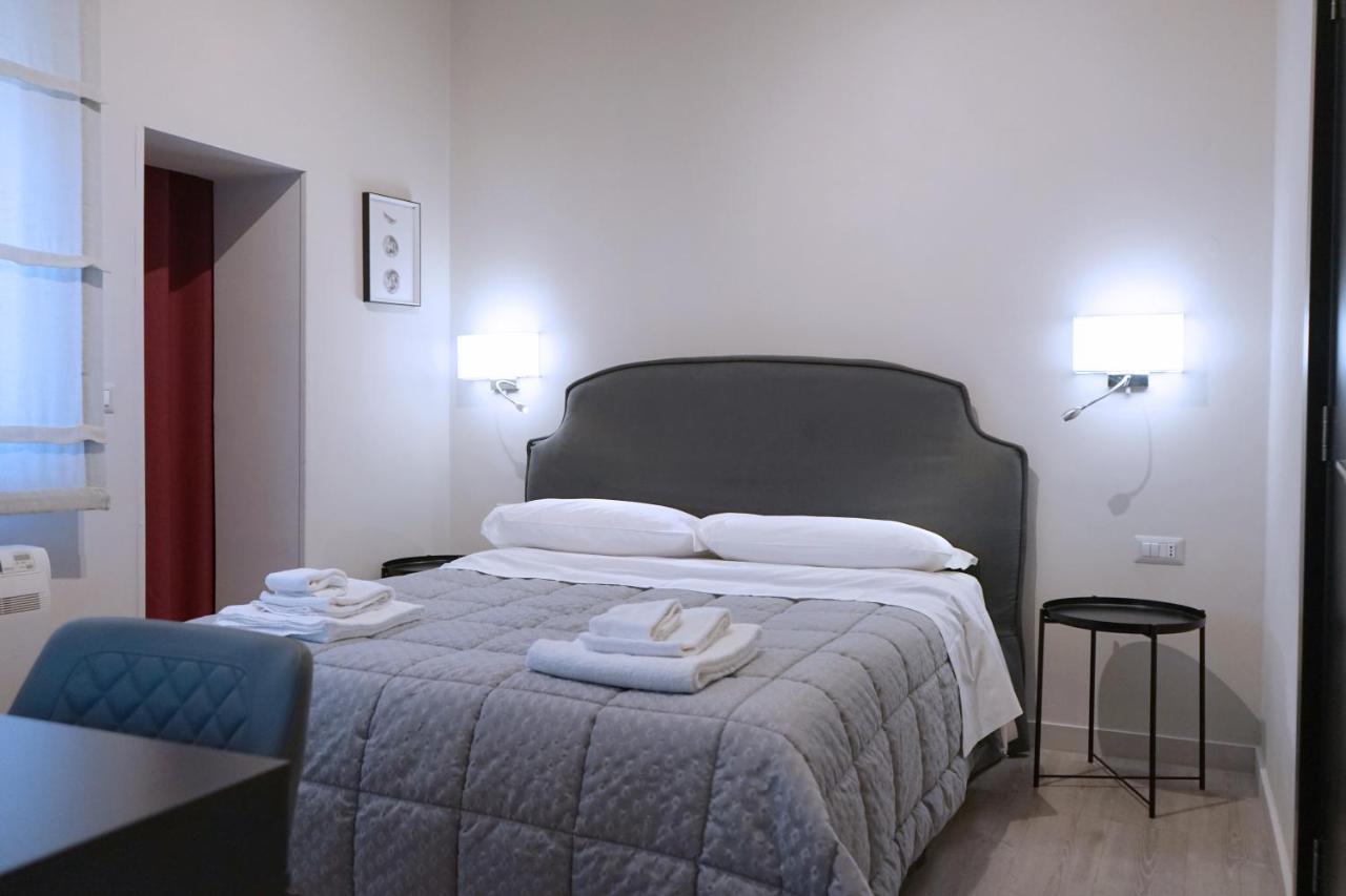 Re Di Smirne By Apulia Accommodation Bari Ngoại thất bức ảnh