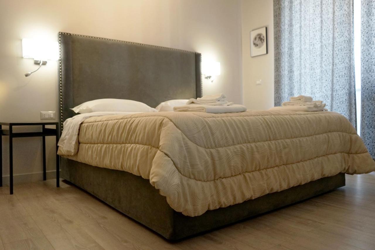 Re Di Smirne By Apulia Accommodation Bari Ngoại thất bức ảnh