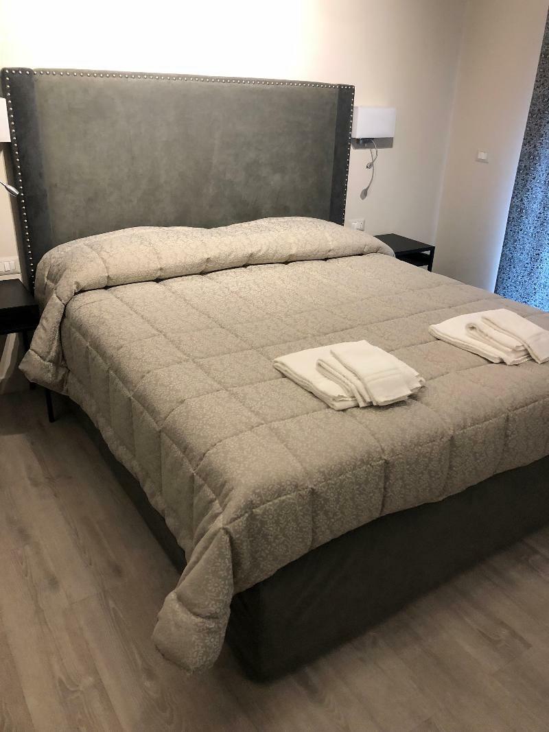 Re Di Smirne By Apulia Accommodation Bari Ngoại thất bức ảnh